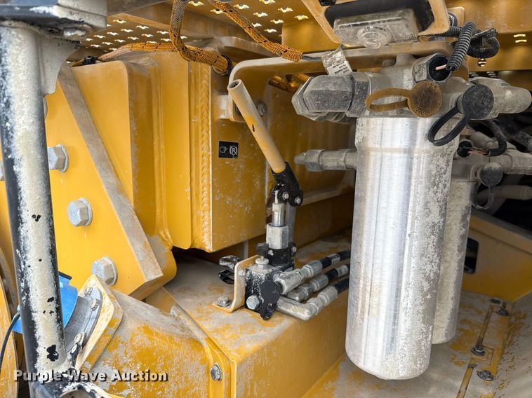 image for item EE0045 2020 Caterpillar RM400 reclaimer