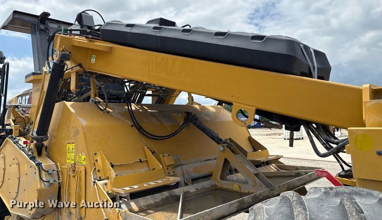 image for item EE0045 2020 Caterpillar RM400 reclaimer