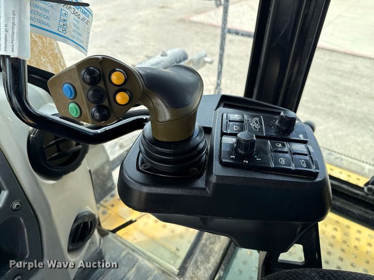 image for item EE0045 2020 Caterpillar RM400 reclaimer