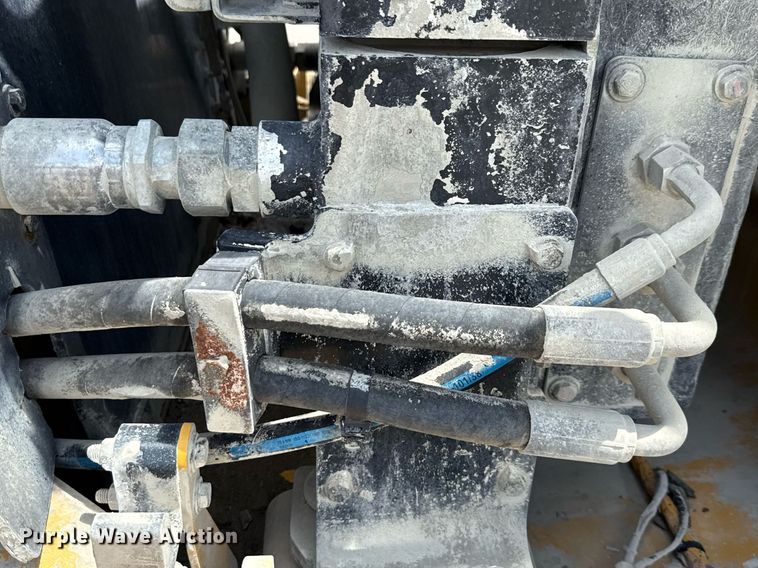 image for item EE0045 2020 Caterpillar RM400 reclaimer