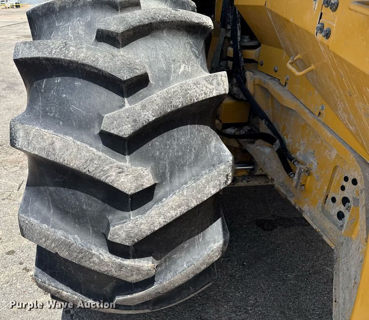 image for item EE0045 2020 Caterpillar RM400 reclaimer