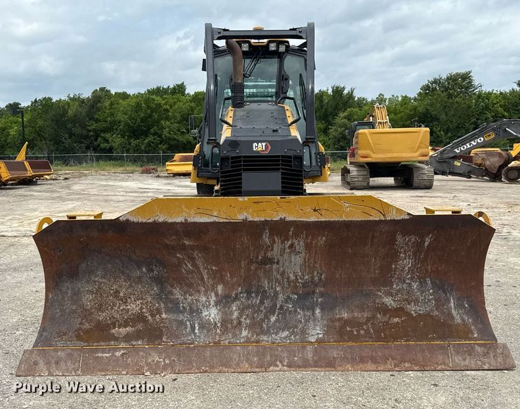 image for item EE0047 2023 Caterpillar D4 LGP dozer