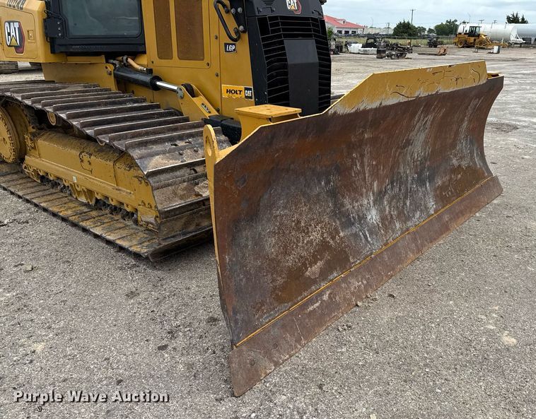 image for item EE0047 2023 Caterpillar D4 LGP dozer