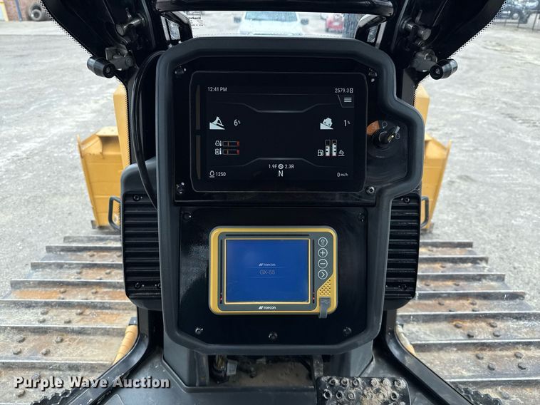 image for item EE0047 2023 Caterpillar D4 LGP dozer