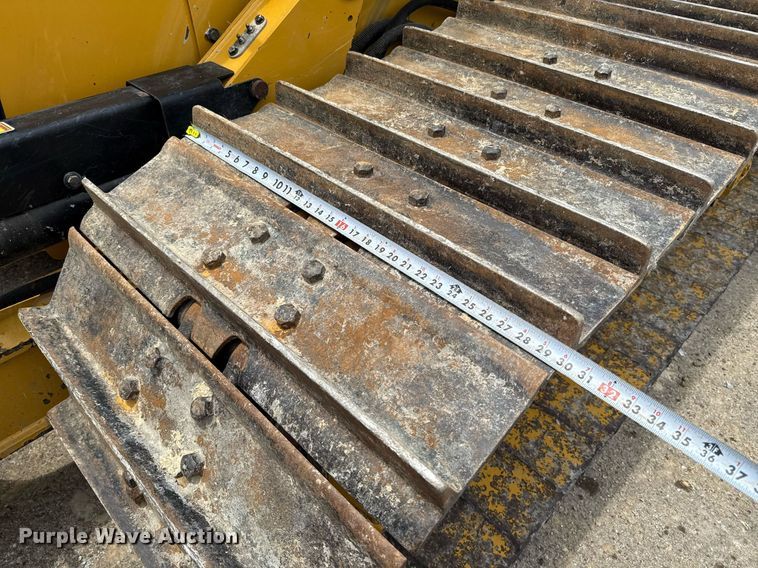 image for item EE0047 2023 Caterpillar D4 LGP dozer