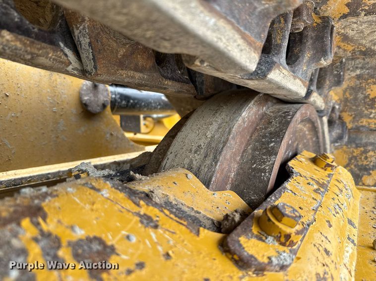 image for item EE0047 2023 Caterpillar D4 LGP dozer