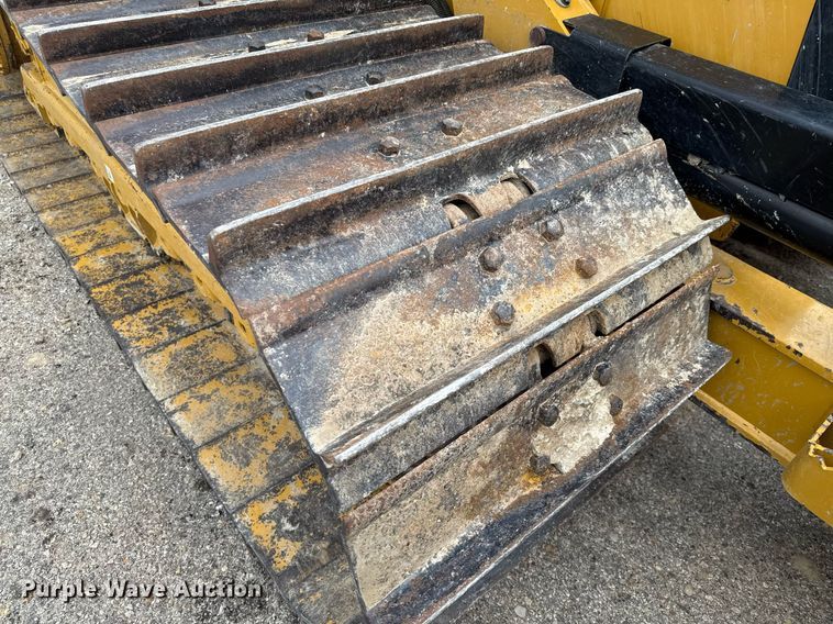 image for item EE0047 2023 Caterpillar D4 LGP dozer
