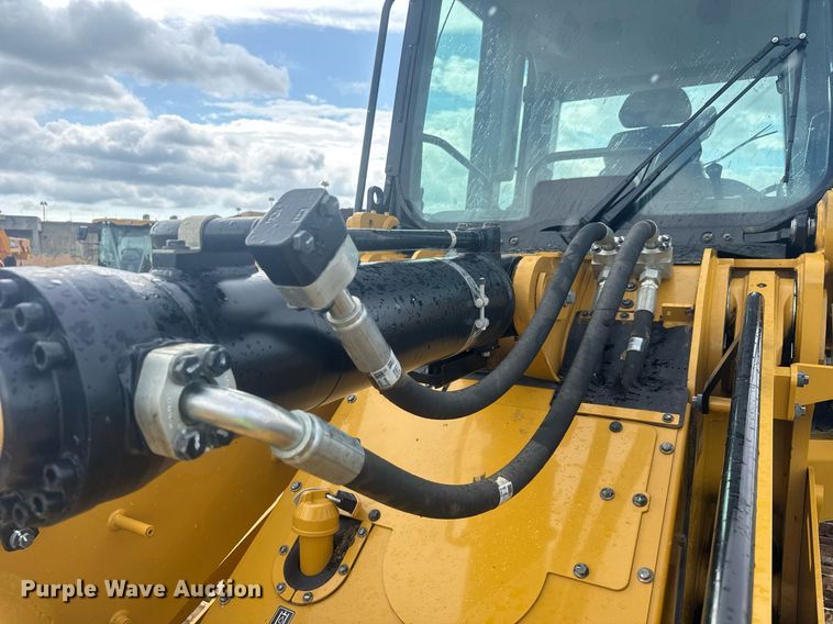 image for item EE0048 2023 Caterpillar 963 track loader