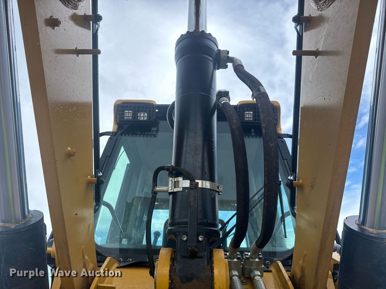 image for item EE0048 2023 Caterpillar 963 track loader