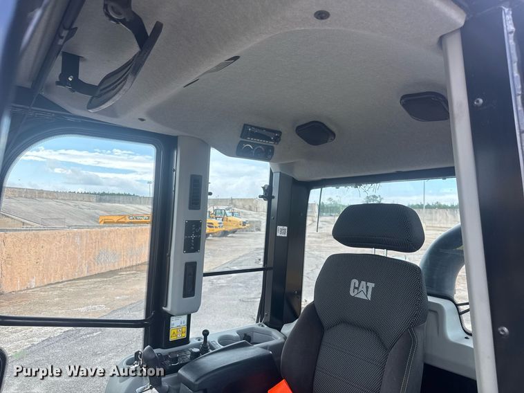 image for item EE0048 2023 Caterpillar 963 track loader