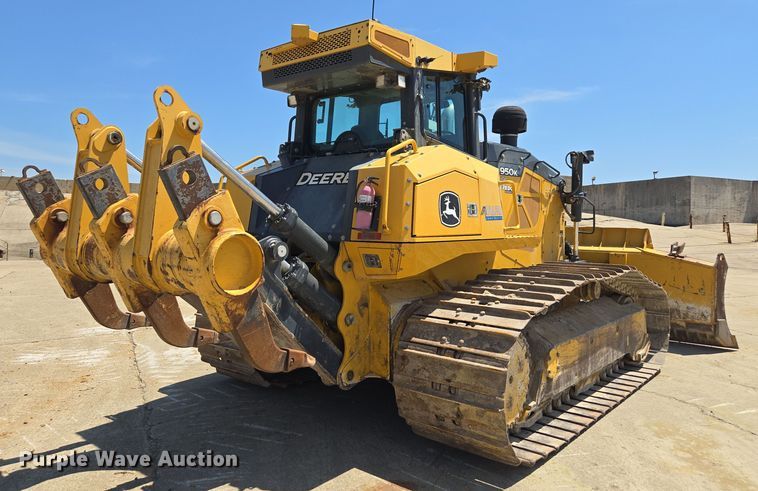 image for item EE0049 2019 John Deere 950K LGP dozer