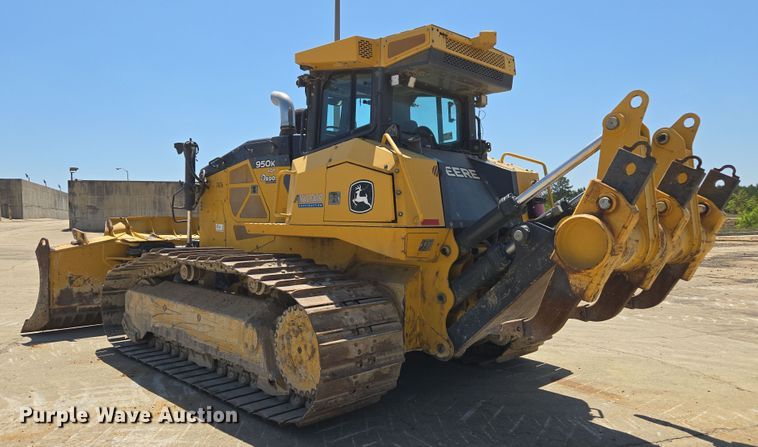 image for item EE0049 2019 John Deere 950K LGP dozer