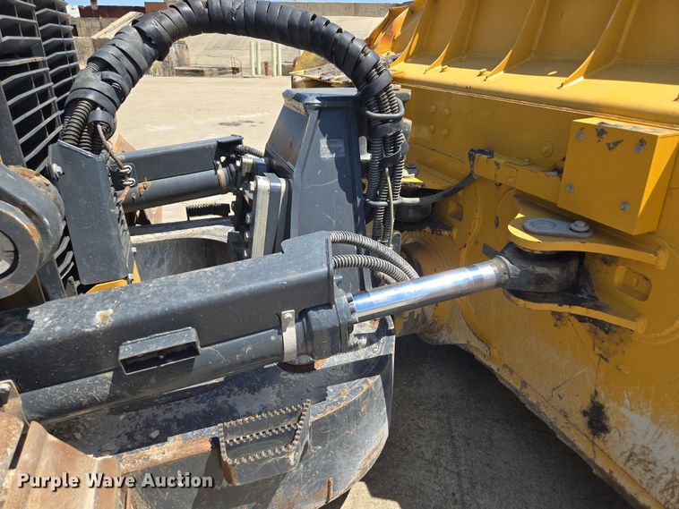 image for item EE0049 2019 John Deere 950K LGP dozer