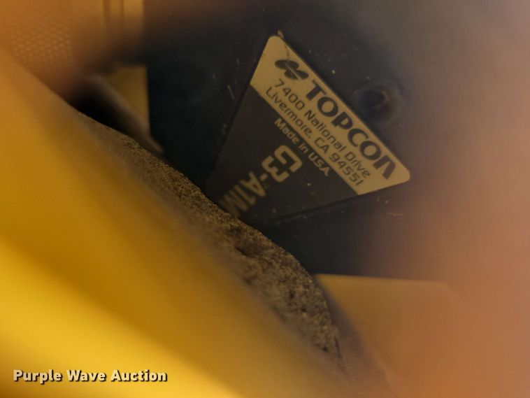 image for item EE0049 2019 John Deere 950K LGP dozer