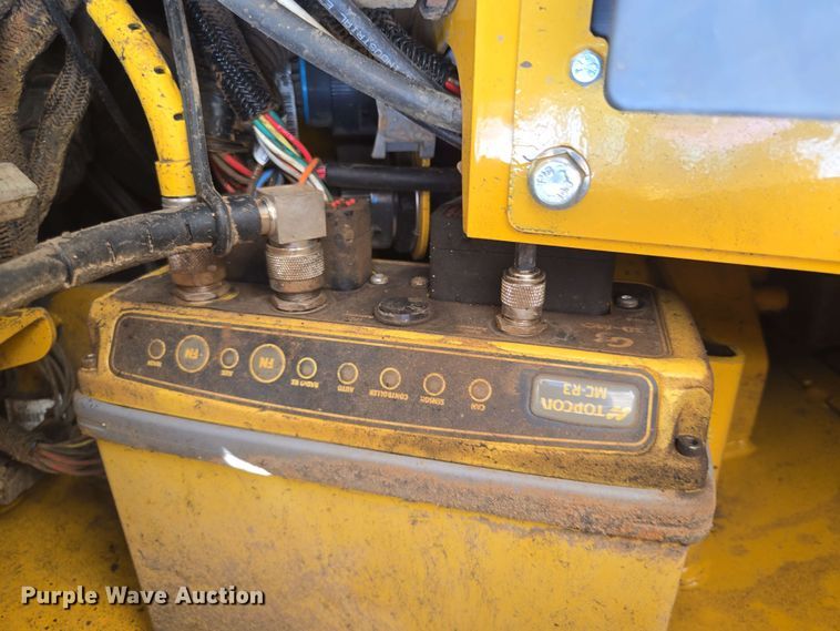 image for item EE0049 2019 John Deere 950K LGP dozer