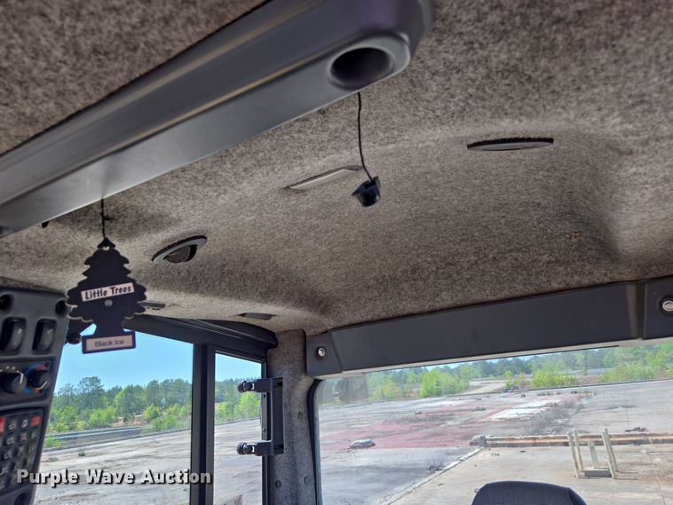 image for item EE0049 2019 John Deere 950K LGP dozer