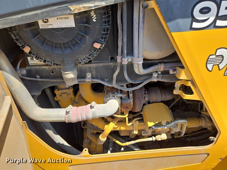 image for item EE0049 2019 John Deere 950K LGP dozer