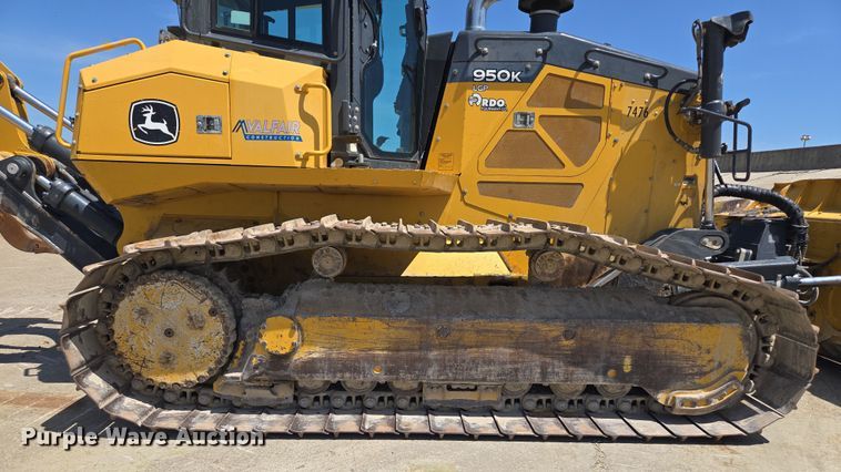 image for item EE0049 2019 John Deere 950K LGP dozer