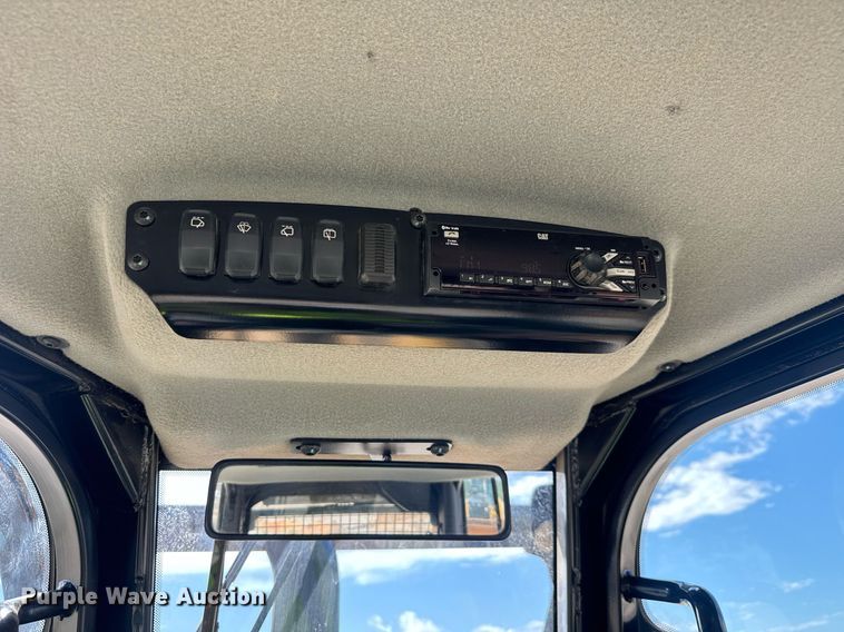 image for item EE0050 2020 Caterpillar D5K2 LGP dozer