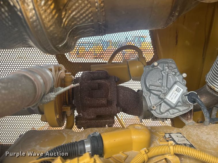 image for item EE0050 2020 Caterpillar D5K2 LGP dozer