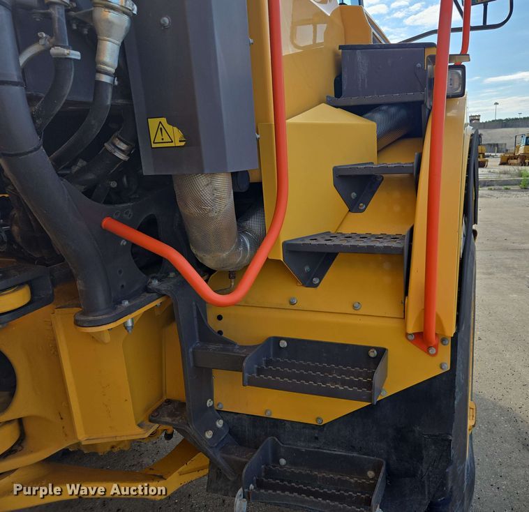 image for item EE0051 2018 Volvo A25G articulated haul truck