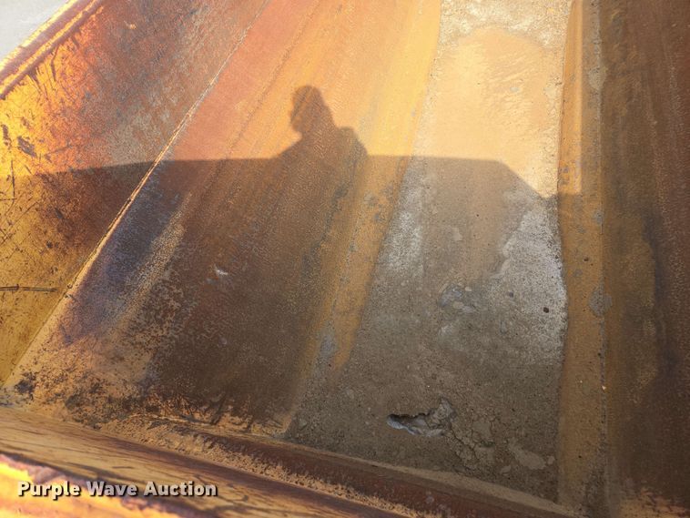 image for item EE0051 2018 Volvo A25G articulated haul truck