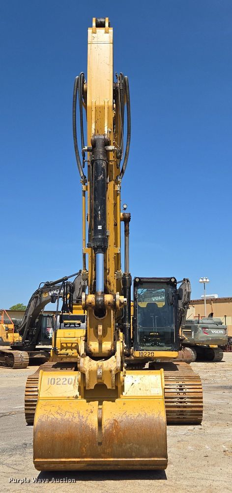 image for item EE0052 2023 Caterpillar 340 excavator