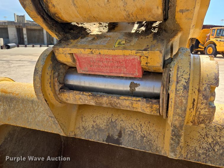 image for item EE0052 2023 Caterpillar 340 excavator