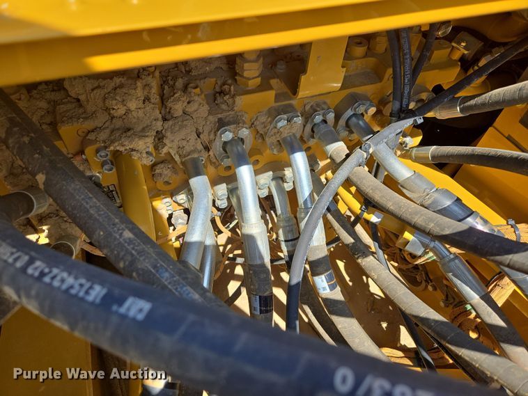 image for item EE0052 2023 Caterpillar 340 excavator