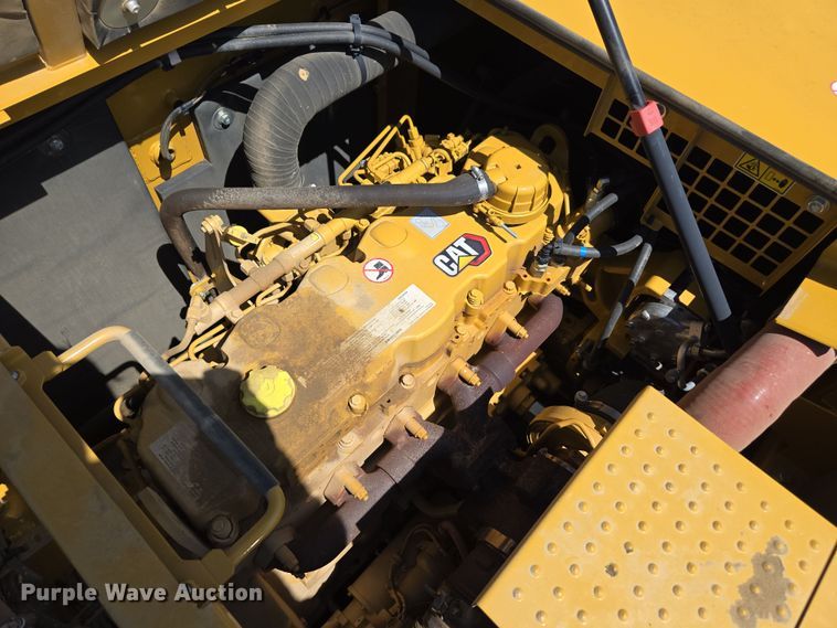 image for item EE0052 2023 Caterpillar 340 excavator