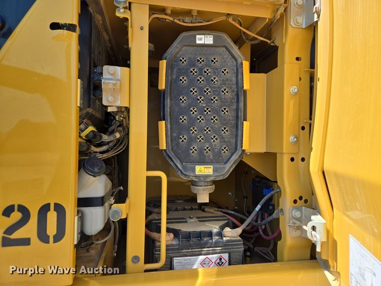 image for item EE0052 2023 Caterpillar 340 excavator