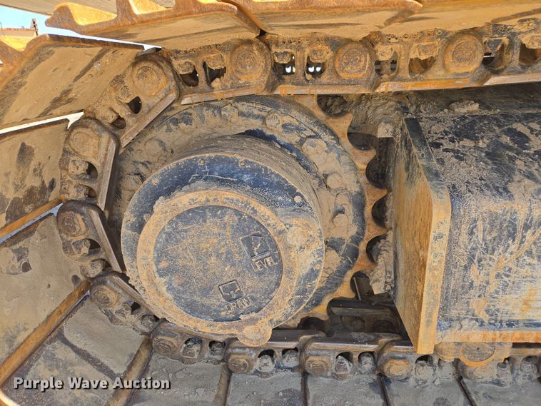 image for item EE0052 2023 Caterpillar 340 excavator
