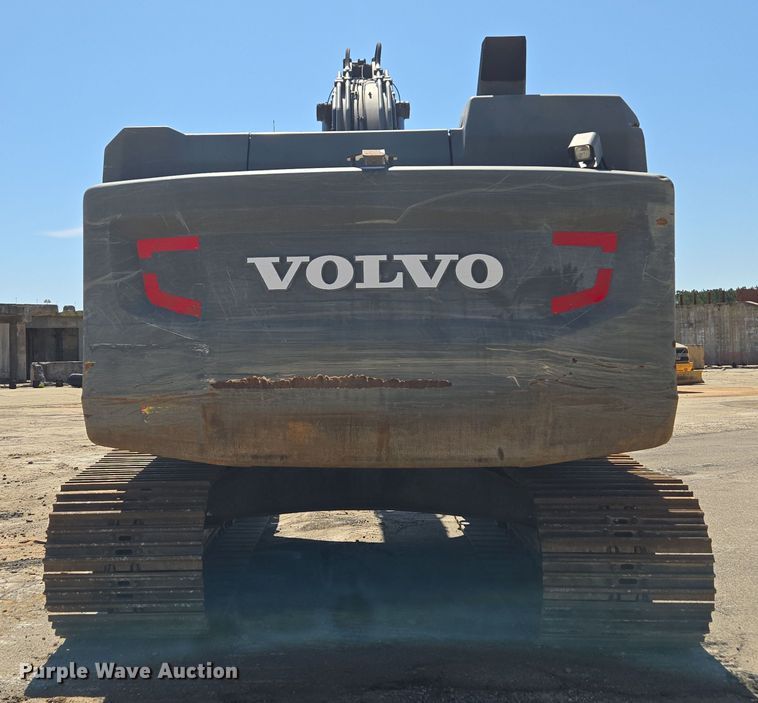 image for item EE0053 2018 Volvo EC380EL excavator