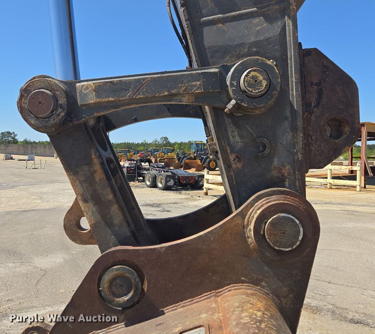 image for item EE0053 2018 Volvo EC380EL excavator