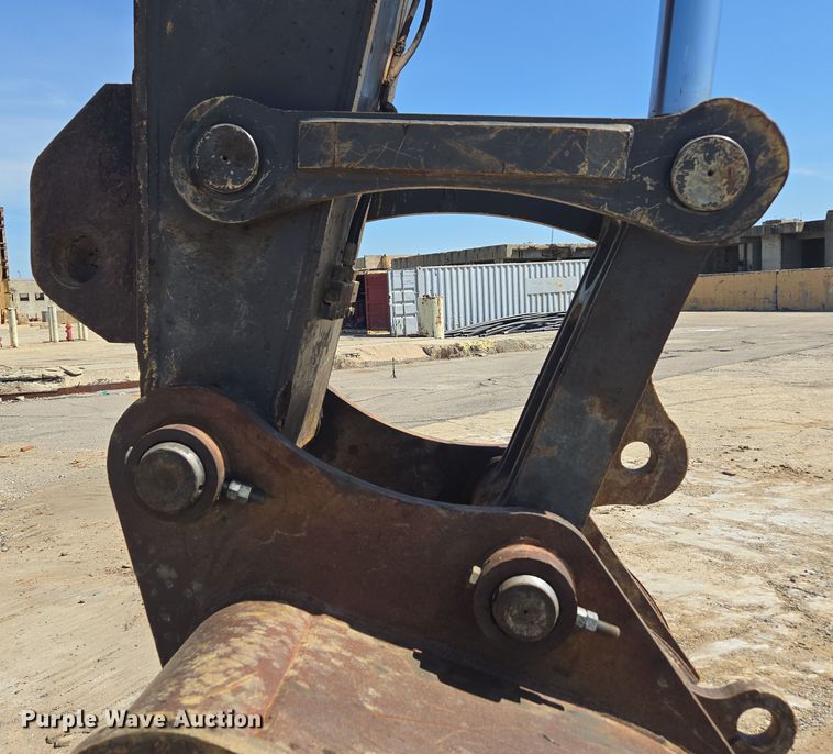 image for item EE0053 2018 Volvo EC380EL excavator