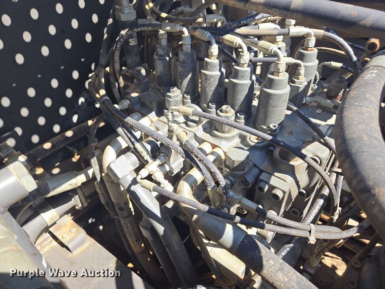 image for item EE0053 2018 Volvo EC380EL excavator