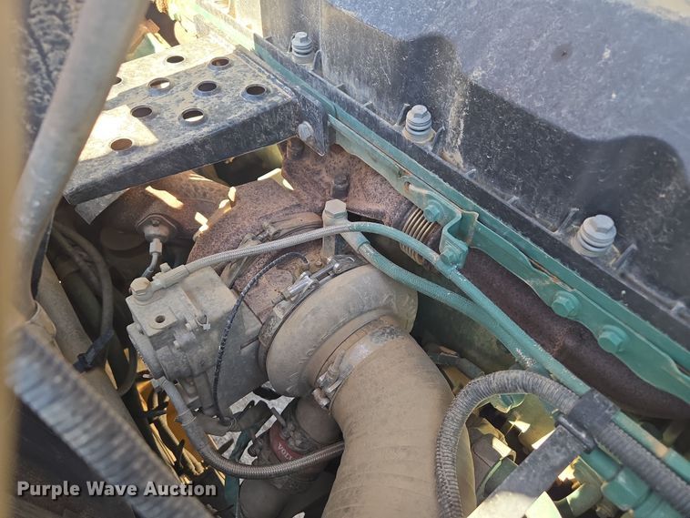 image for item EE0053 2018 Volvo EC380EL excavator