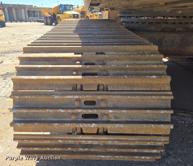 image for item EE0053 2018 Volvo EC380EL excavator