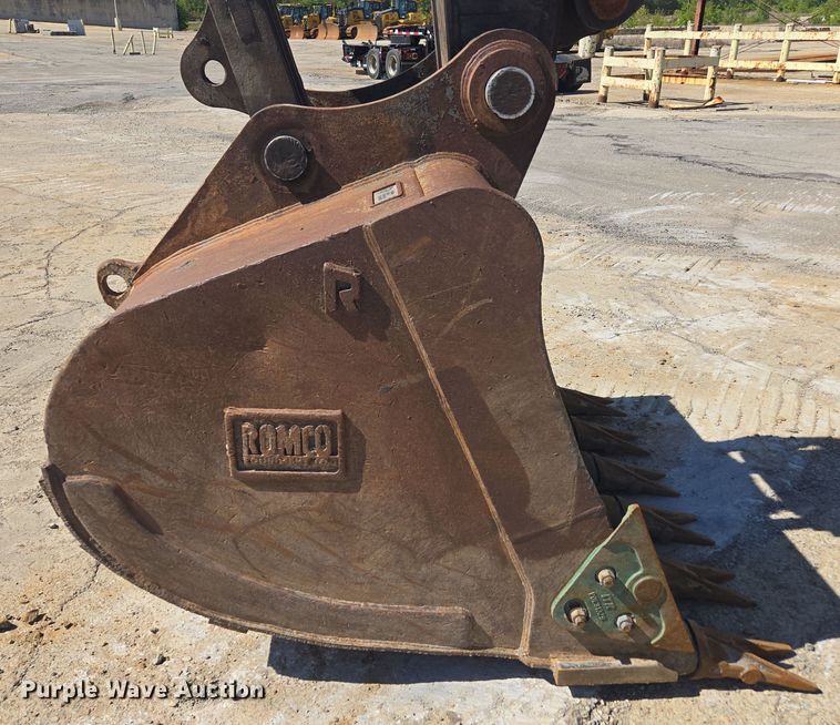 image for item EE0054 2018 Volvo EC350E excavator