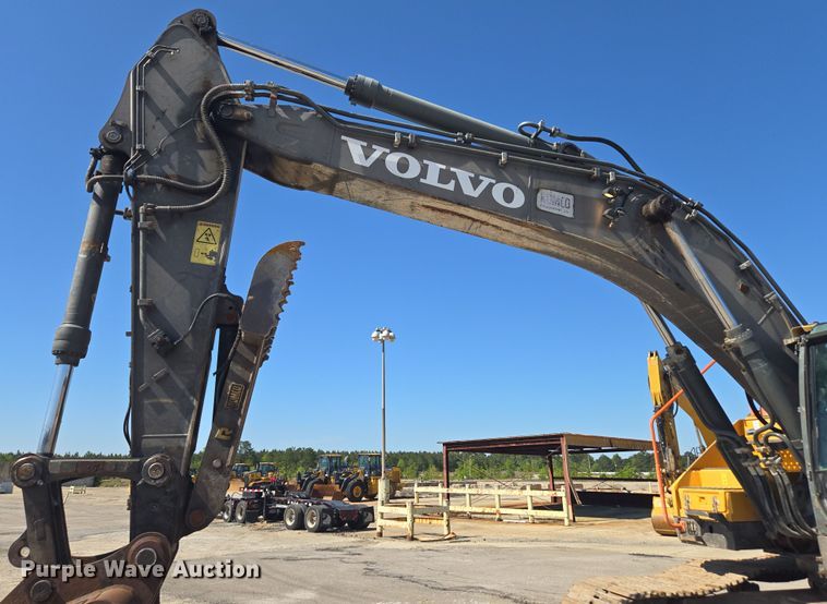 image for item EE0054 2018 Volvo EC350E excavator