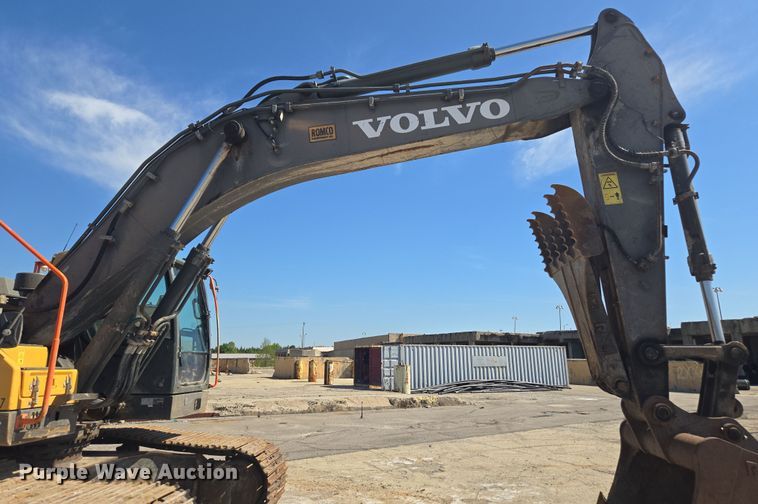 image for item EE0054 2018 Volvo EC350E excavator