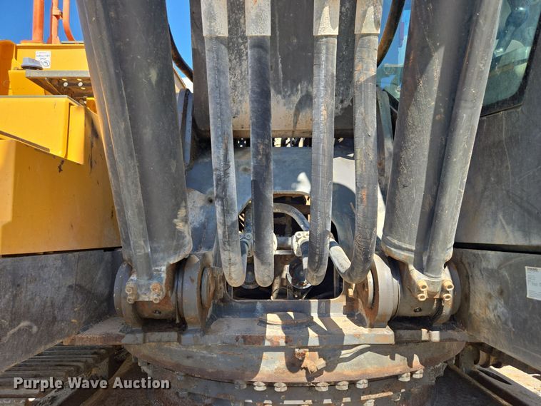 image for item EE0054 2018 Volvo EC350E excavator