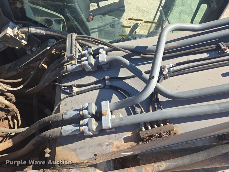 image for item EE0054 2018 Volvo EC350E excavator