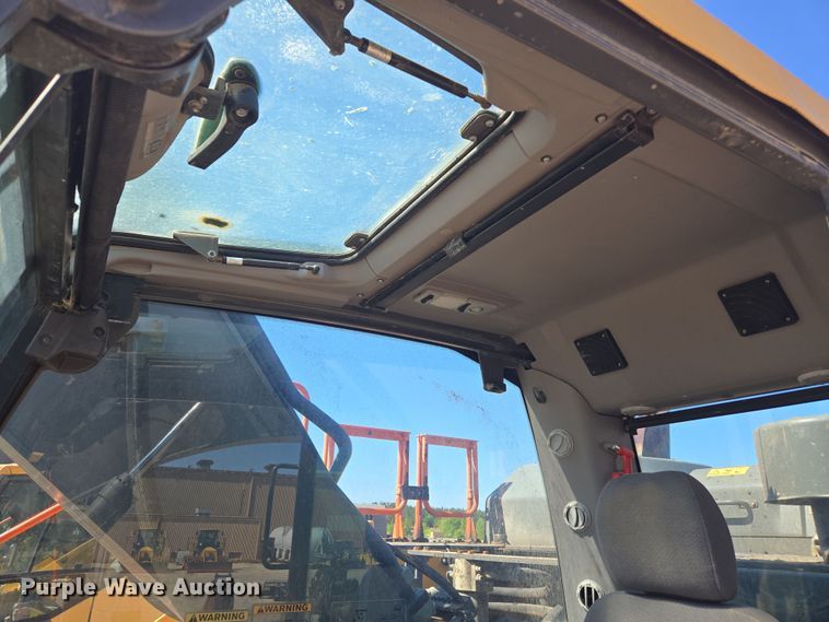 image for item EE0054 2018 Volvo EC350E excavator