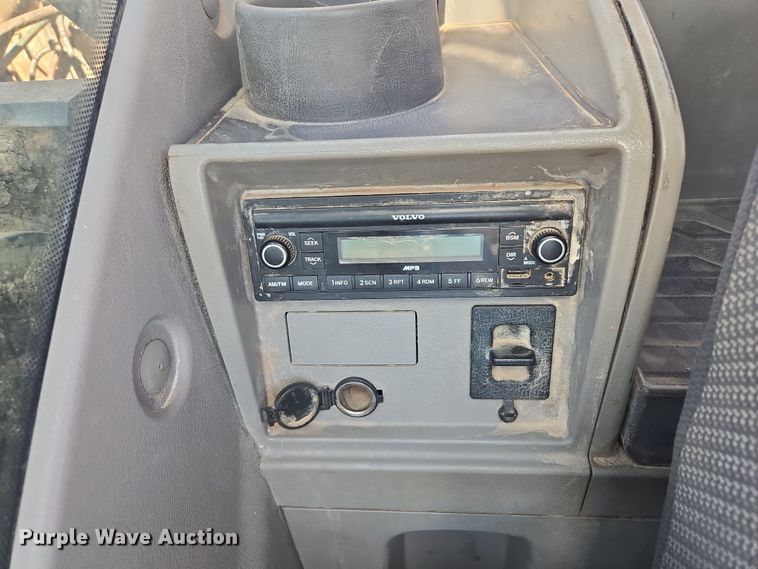 image for item EE0054 2018 Volvo EC350E excavator