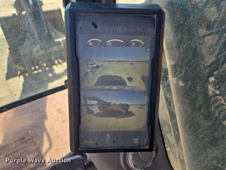 image for item EE0054 2018 Volvo EC350E excavator