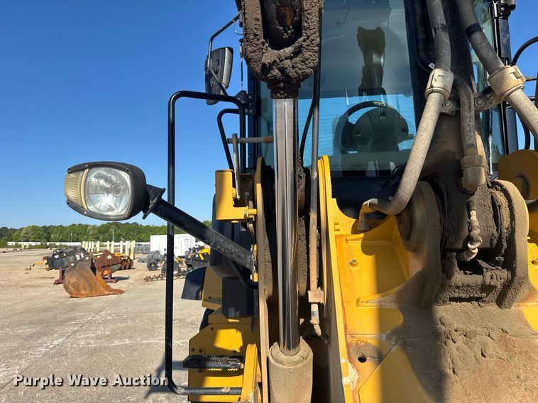 image for item EE0055 2019 Caterpillar 938M wheel loader