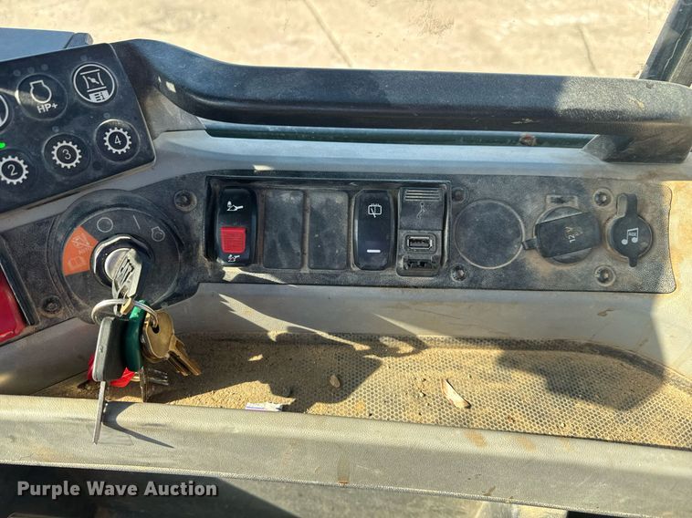 image for item EE0055 2019 Caterpillar 938M wheel loader