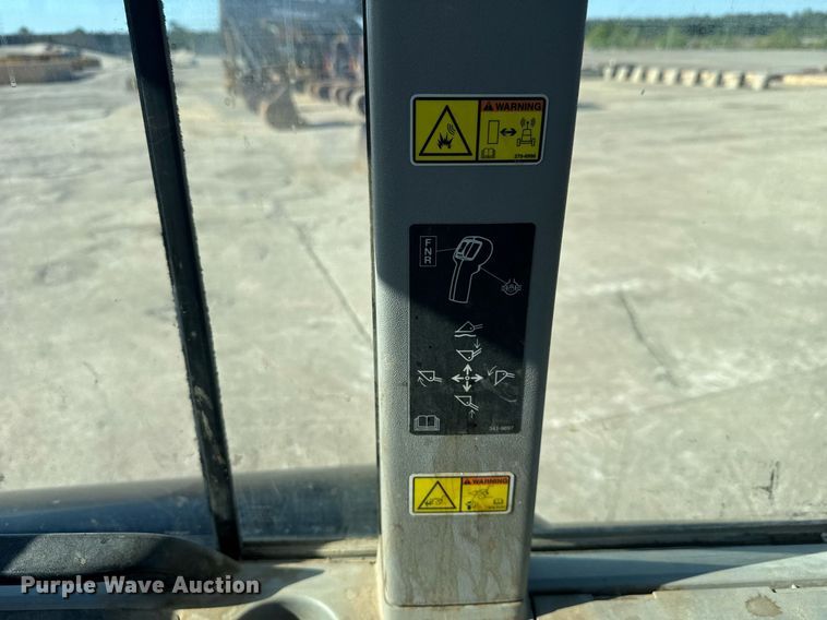 image for item EE0055 2019 Caterpillar 938M wheel loader