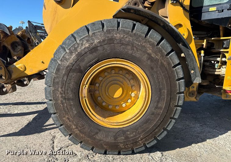image for item EE0055 2019 Caterpillar 938M wheel loader